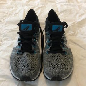 Nike Marathoner with Hotdog for Chicago Marathon.